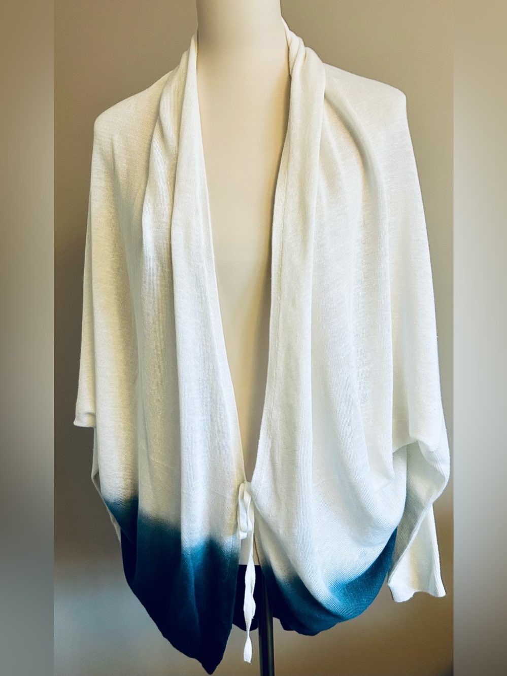 Victoria’s Secret 100% Linen Cocoon Shrug/Kimono
